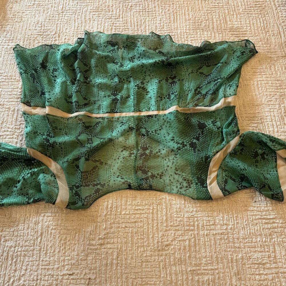 Elizabeth and James green/black snake print blouse